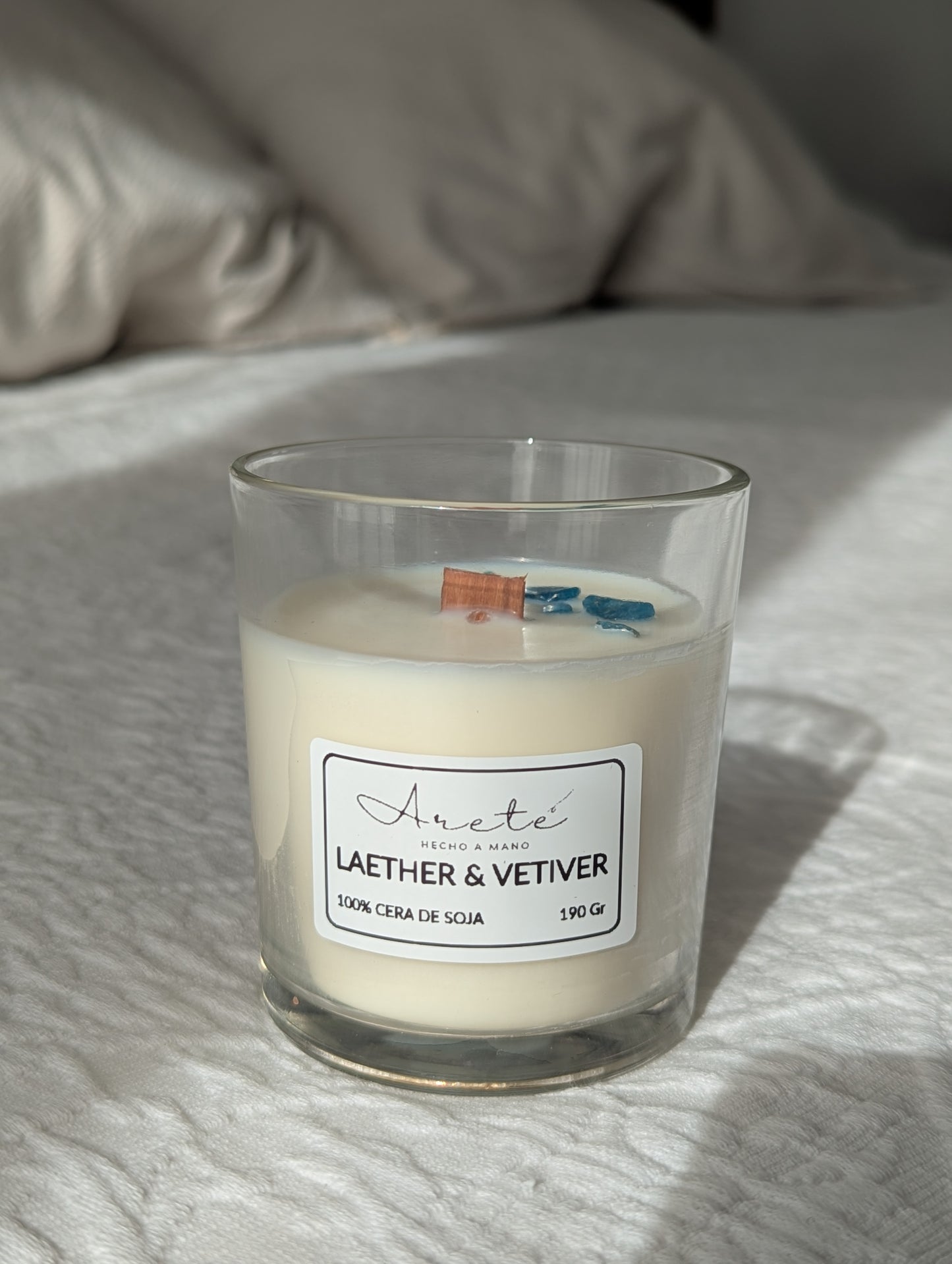 Laether & Vetiver
